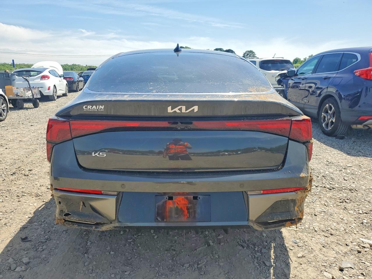 2025 Kia K5 Lxs - Image 6