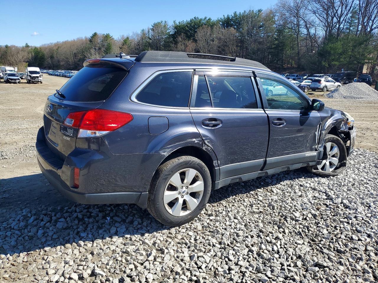 2012 Subaru Outback 2.5I Limited - Image 3