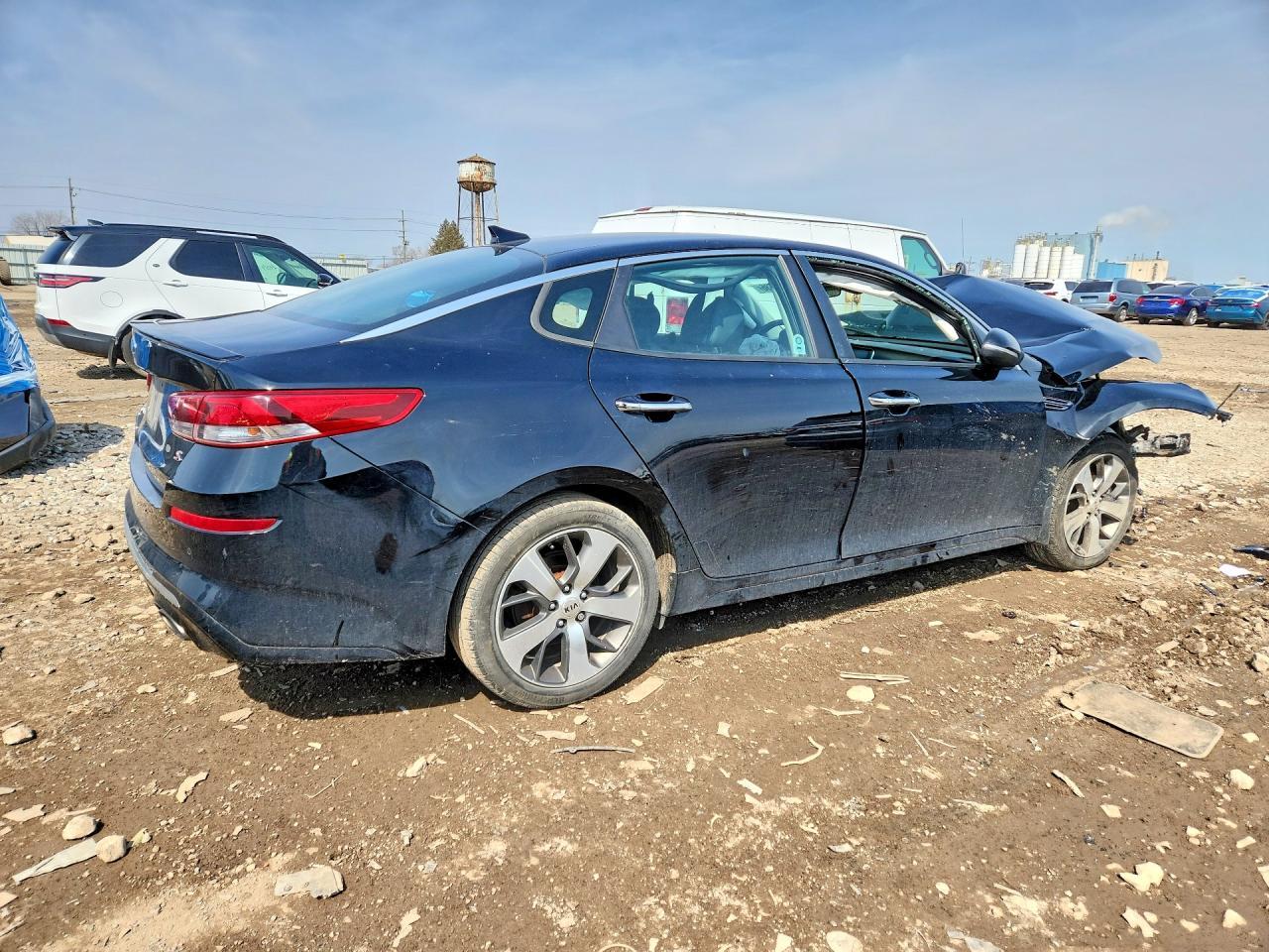 2020 Kia Optima - Фото 3