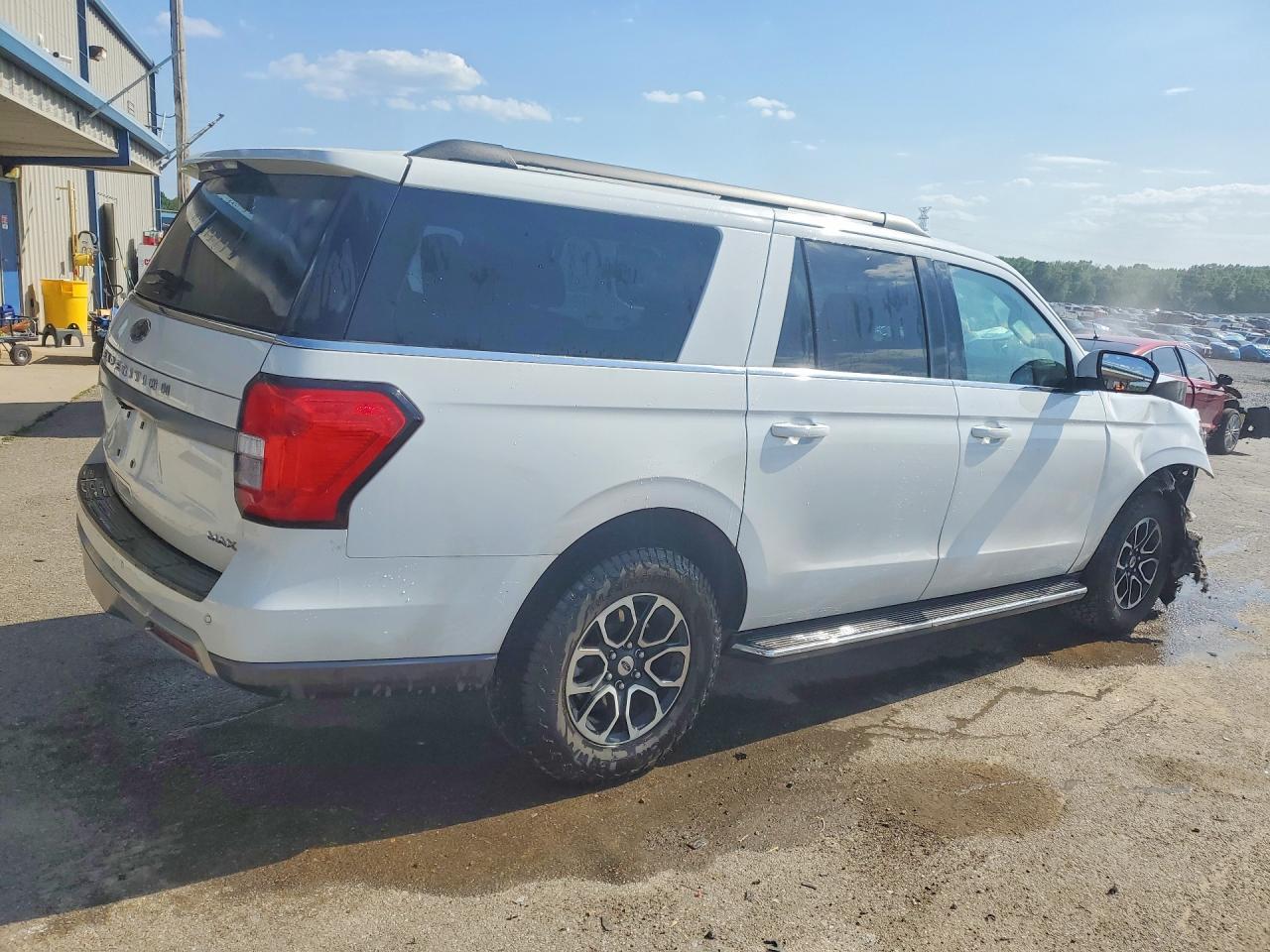 2023 Ford Expedition Max Xlt - Image 3