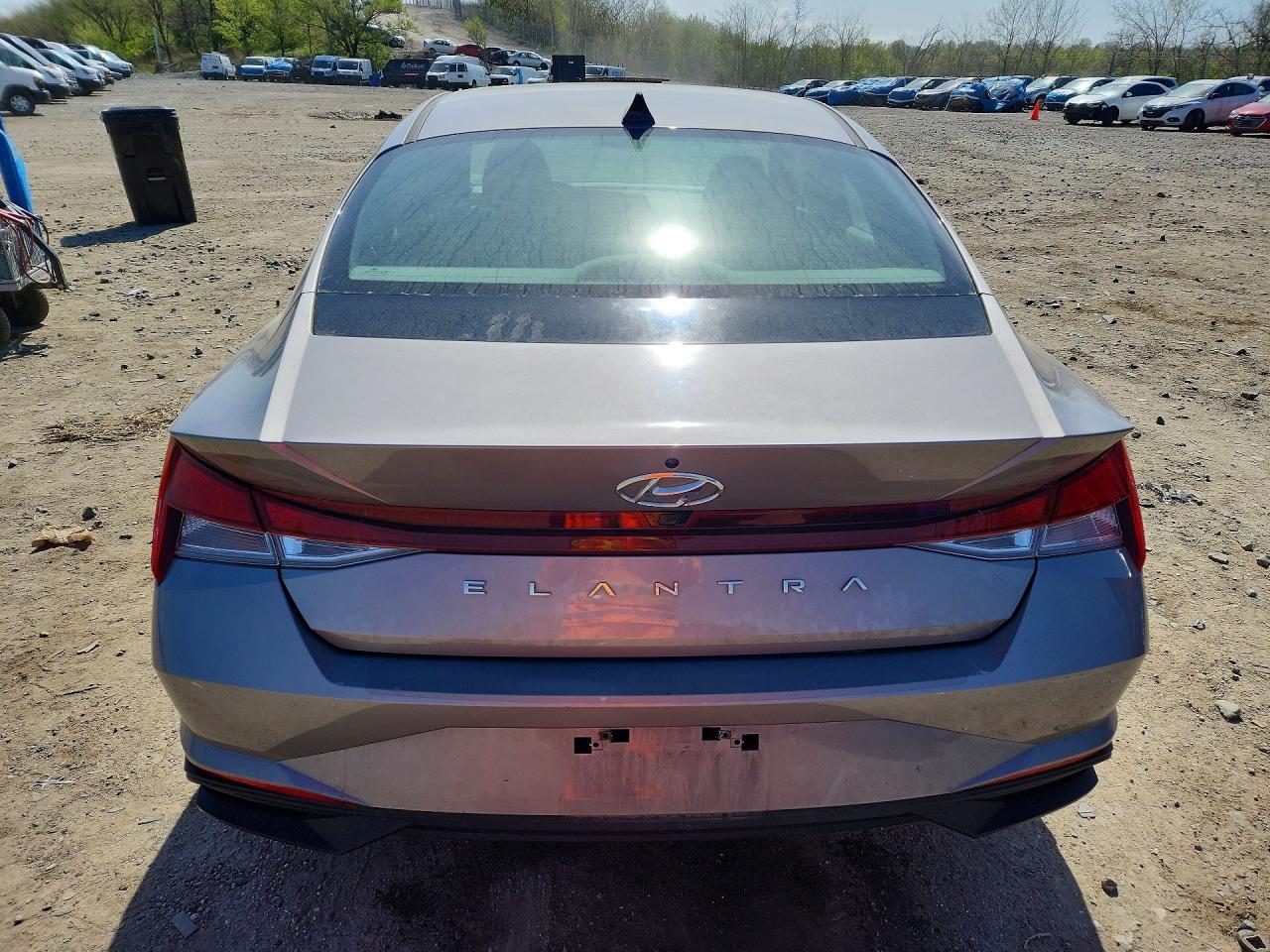 2022 Hyundai Elantra Sel - Image 6