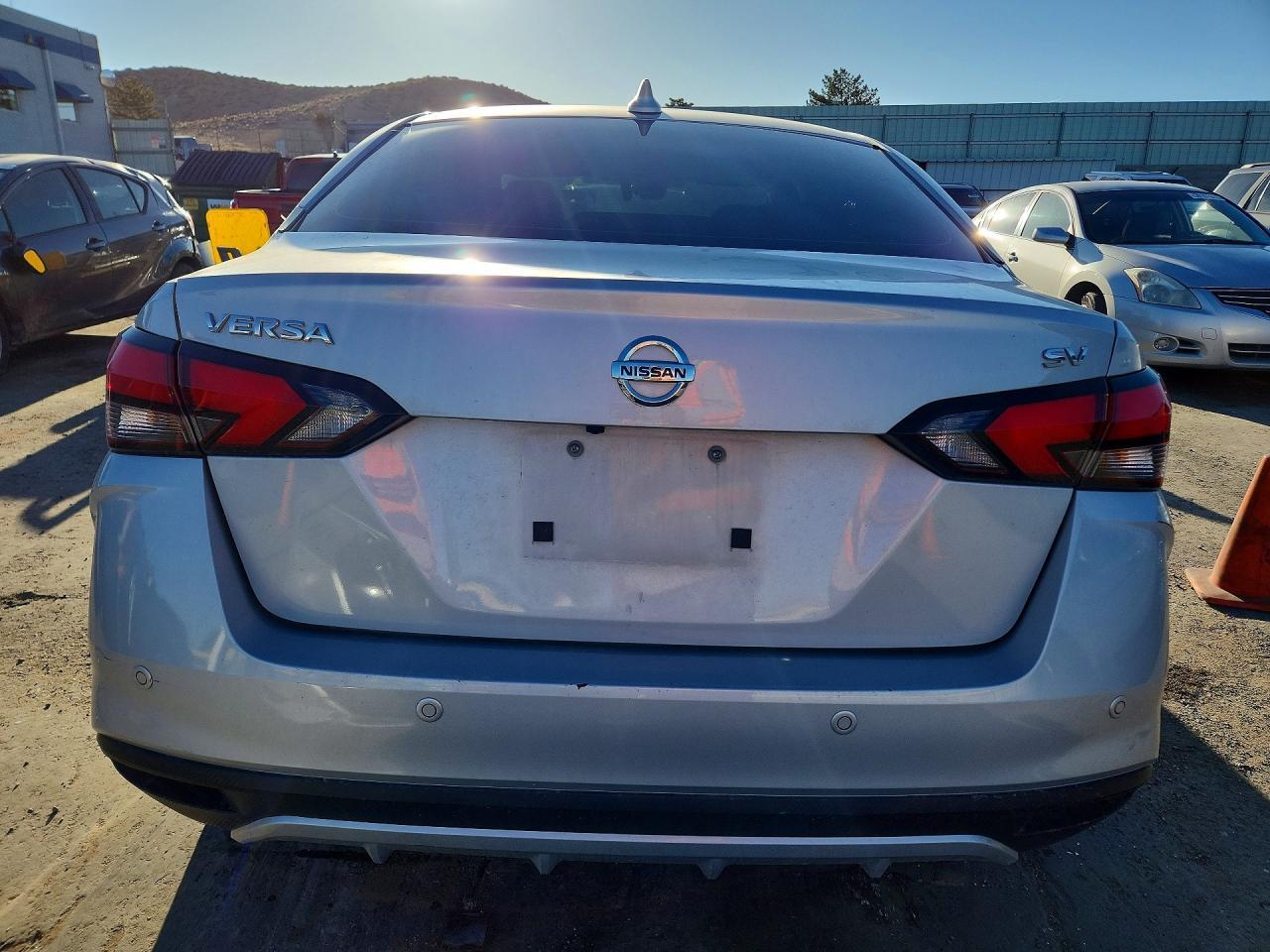 2021 Nissan Versa Sv - Фото 6