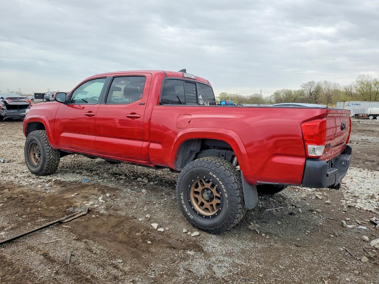 2017 Toyota Tacoma Sr5 V6 - Фото 2