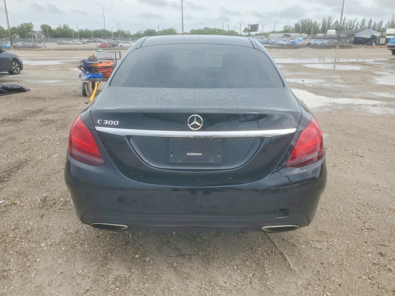 2019 Mercedes-Benz C 300 - Image 6