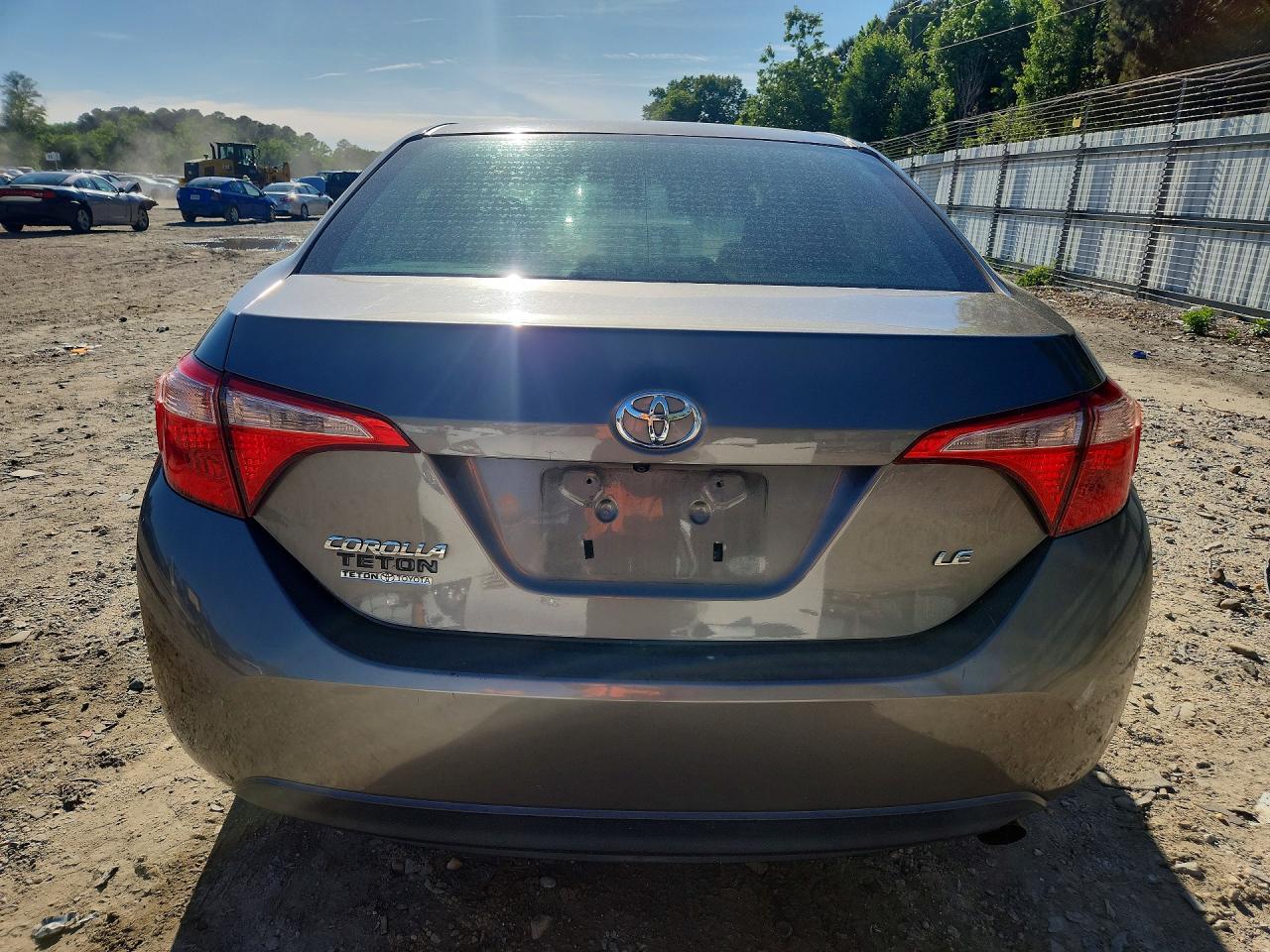 2017 Toyota Corolla Le - Image 6