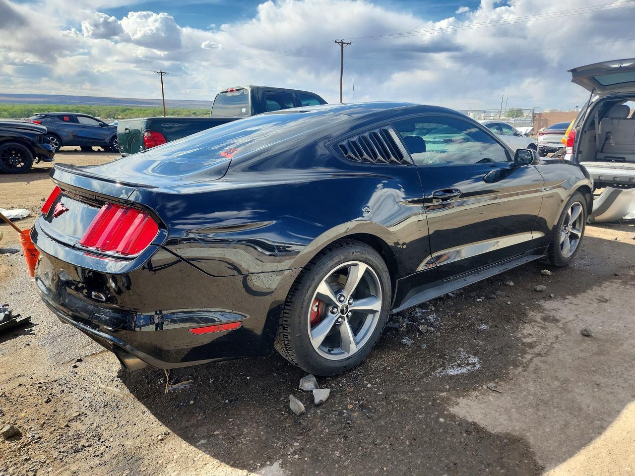 2016 Ford Mustang - Image 3