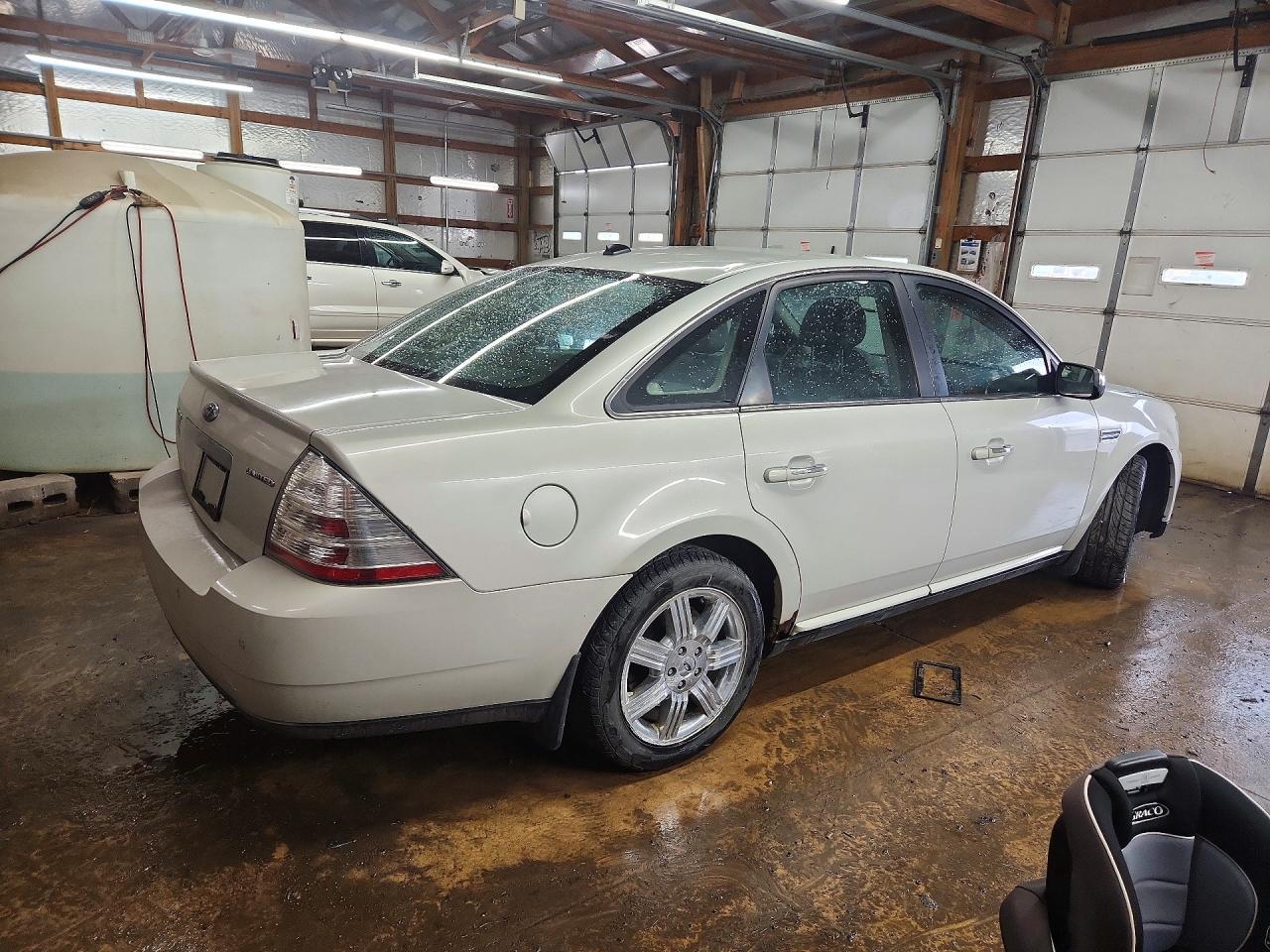 2008 Ford Taurus Limited - Image 3