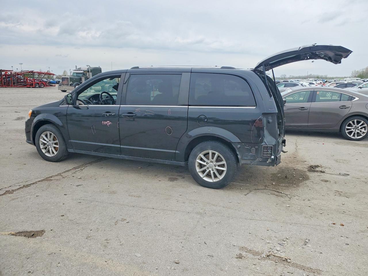 2020 Dodge Grand Caravan Sxt - Фото 2