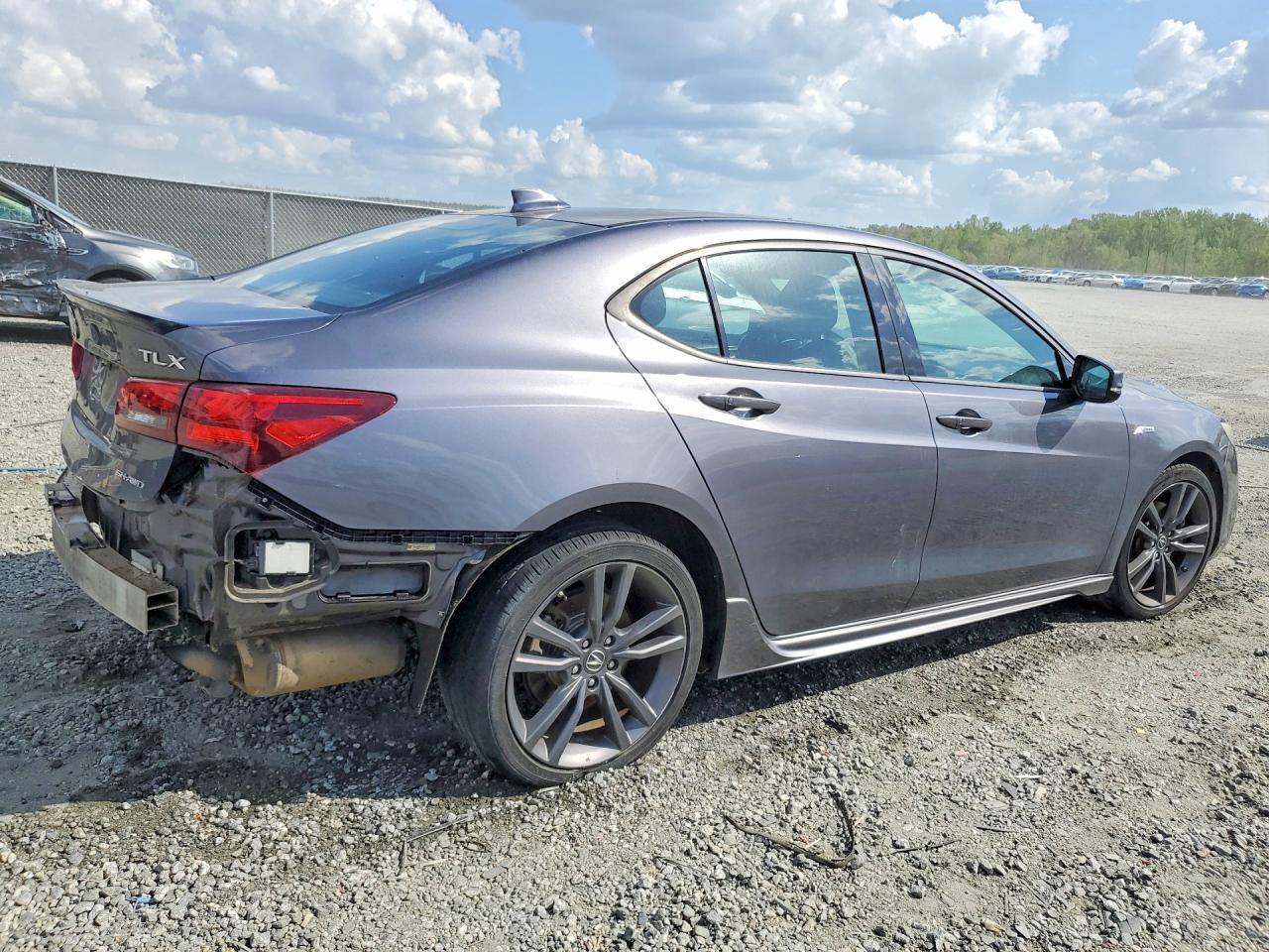 2018 Acura Tlx Tech+A - Фото 3