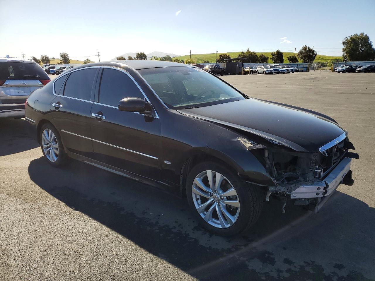 2010 Infiniti M35 Base - Image 4
