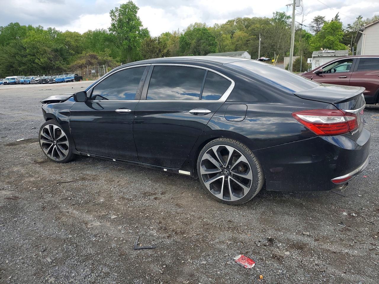 2017 Honda Accord Sport - Фото 2