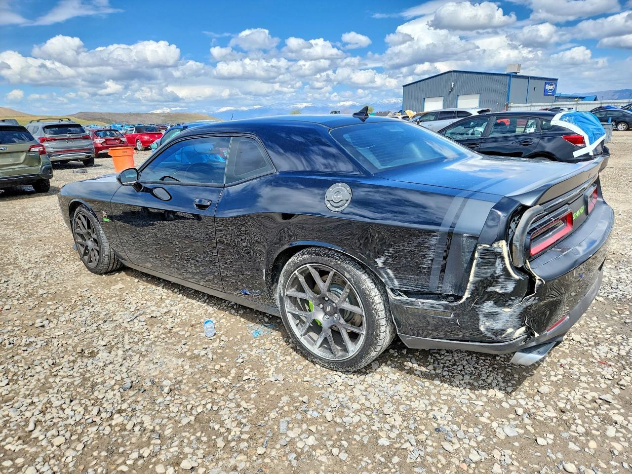 2017 Dodge Challenger R - Image 2