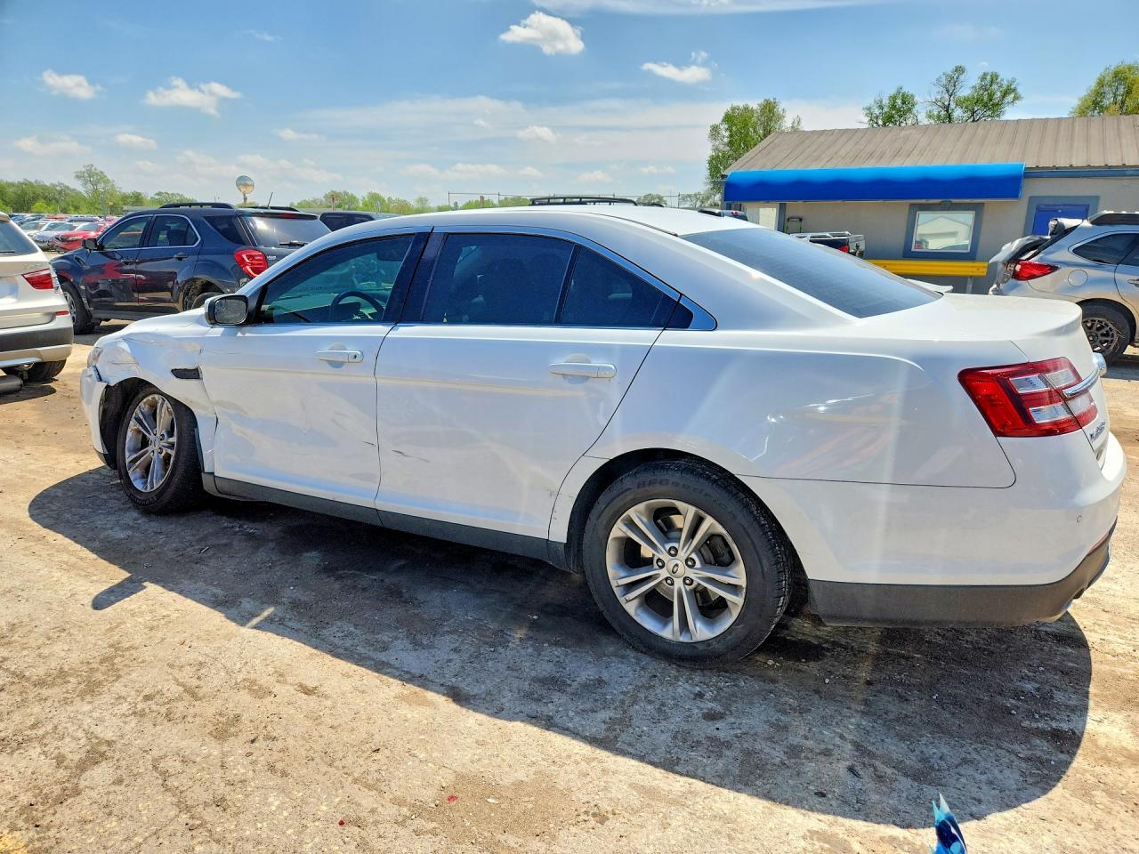 2016 Ford Taurus Sel - Фото 2