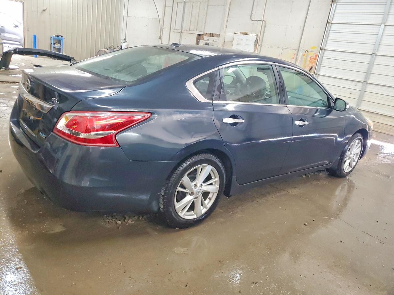 2013 Nissan Altima 2.5 - Image 3
