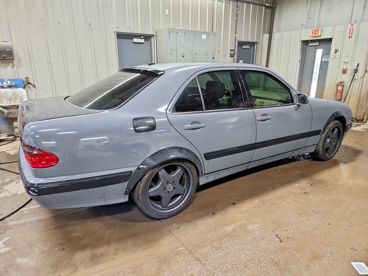 2001 Mercedes-Benz E 430 - Фото 3