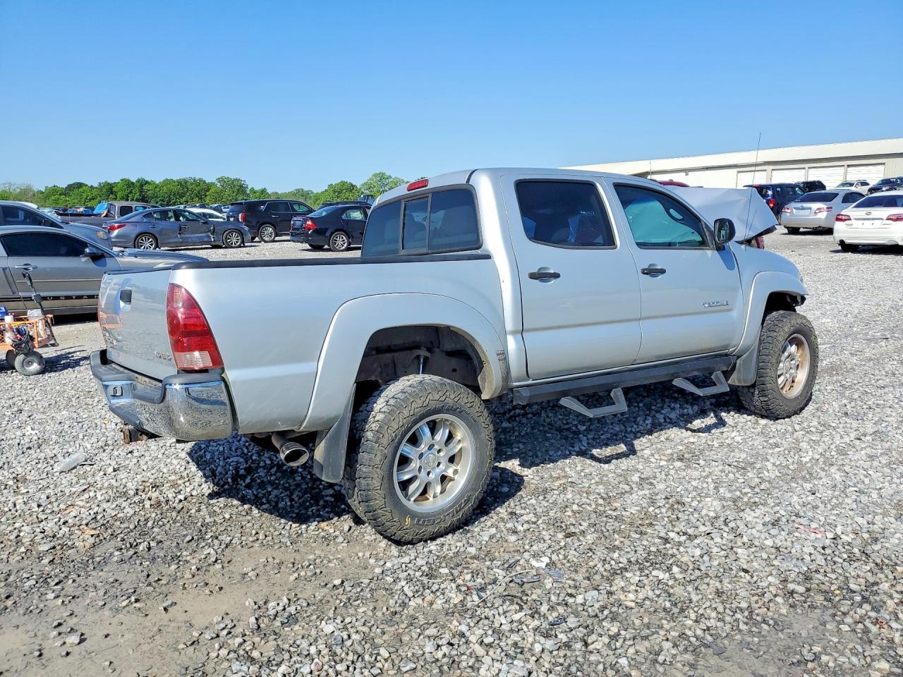 2005 Toyota Tacoma Double Cab - Image 3