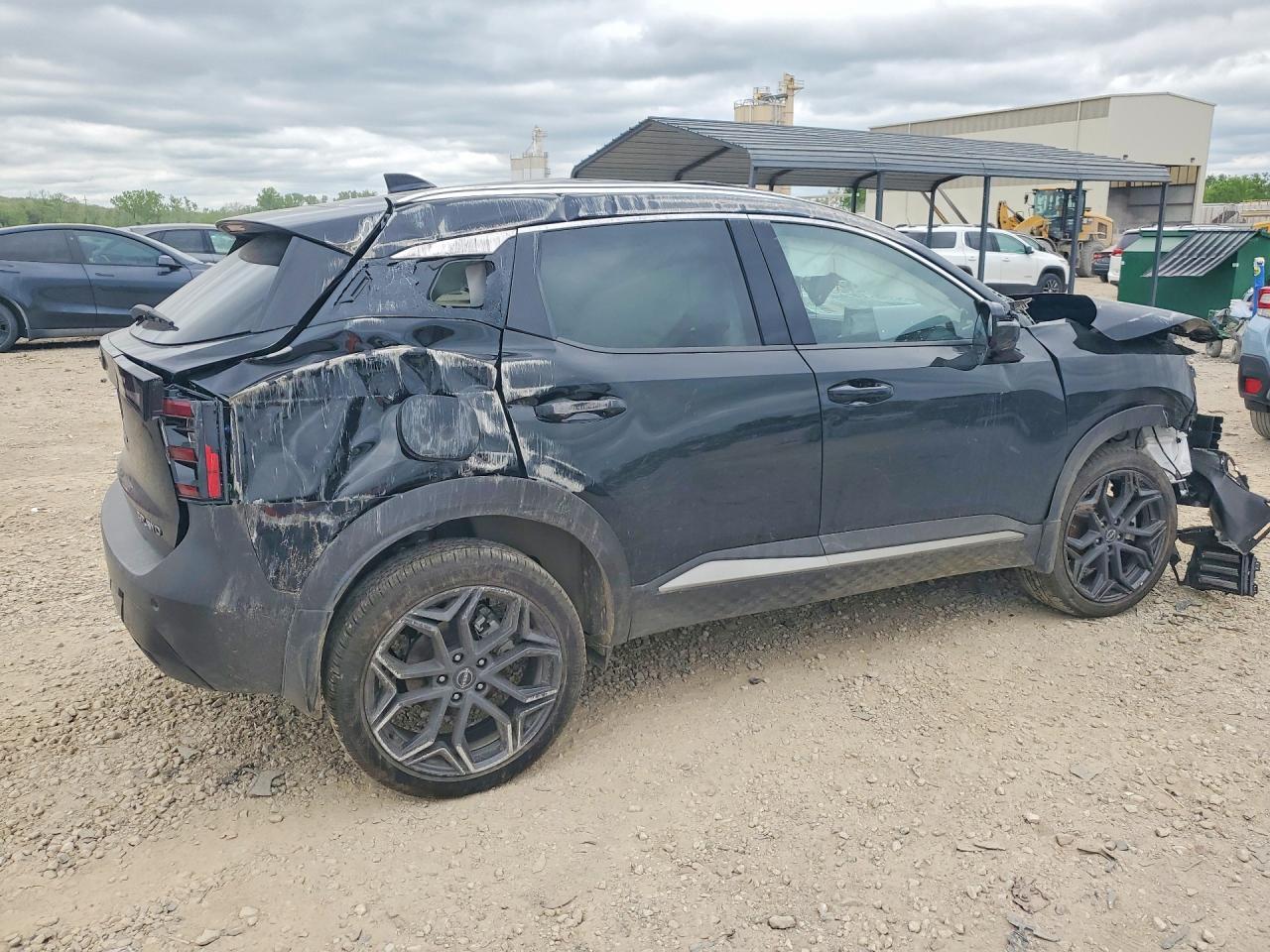 2025 Nissan Kicks Sr - Фото 3