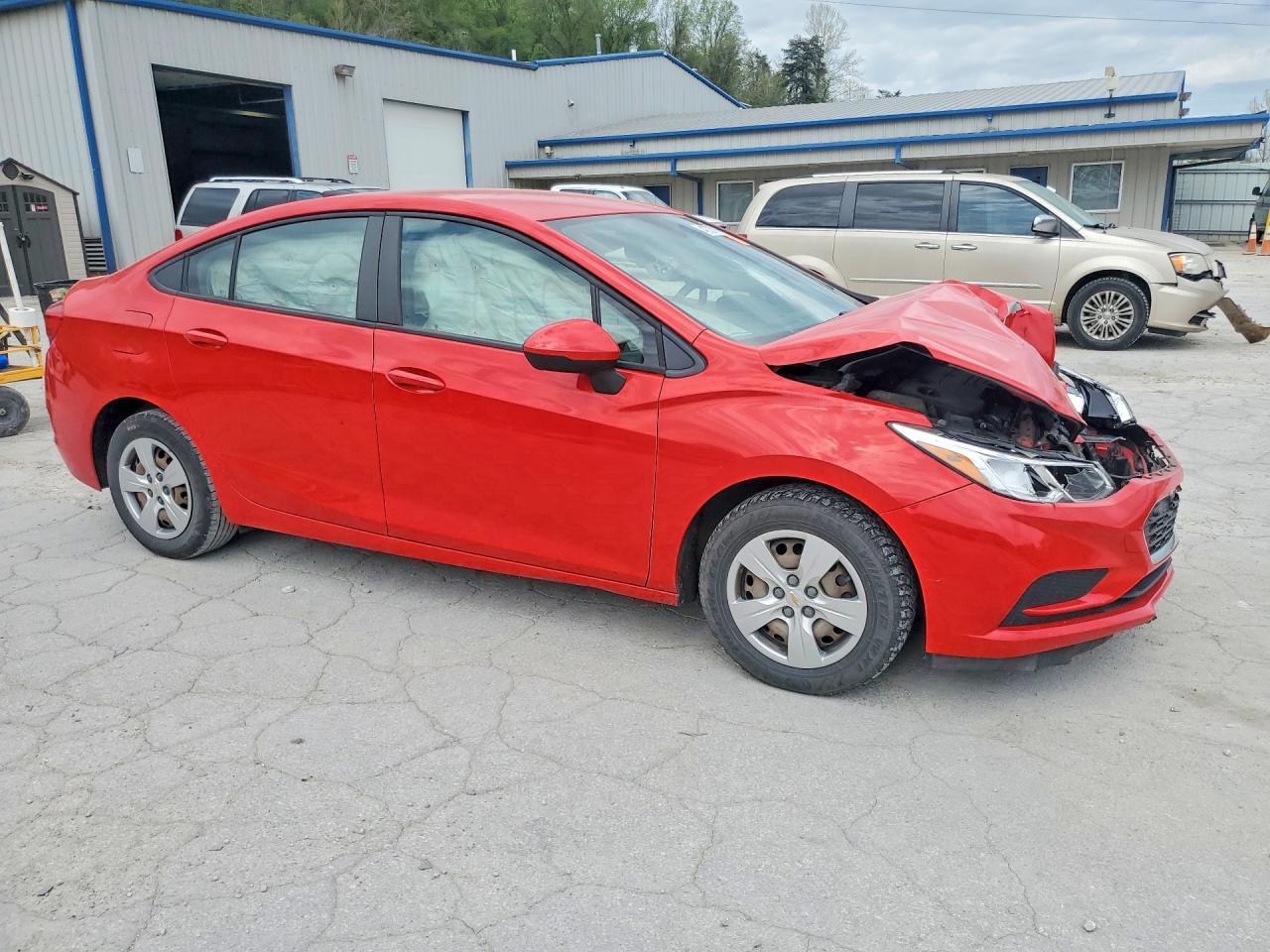 2017 Chevrolet Cruze Ls - Фото 4