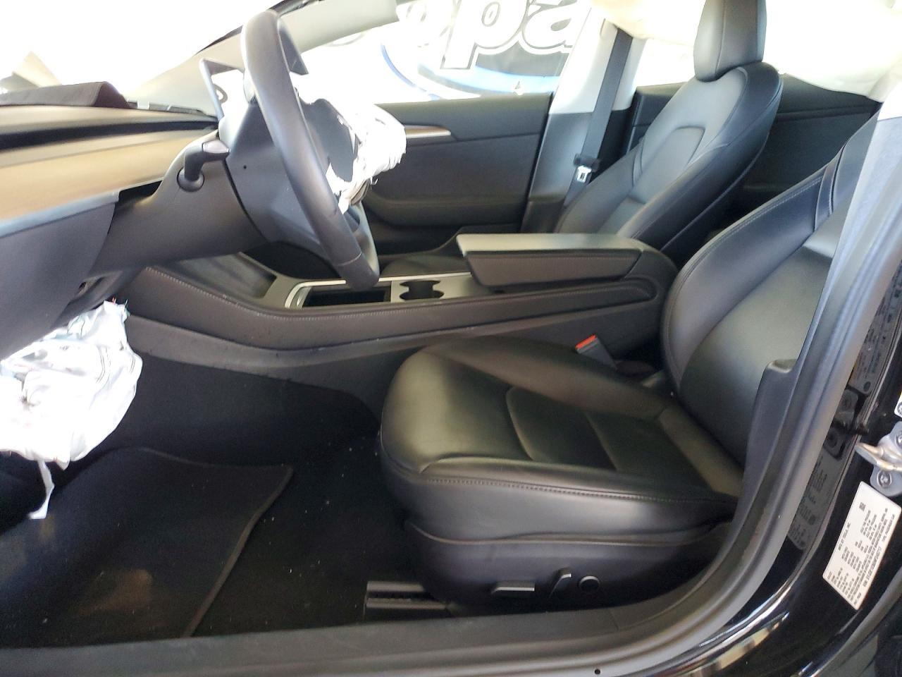2022 Tesla Model 3 - Фото 7