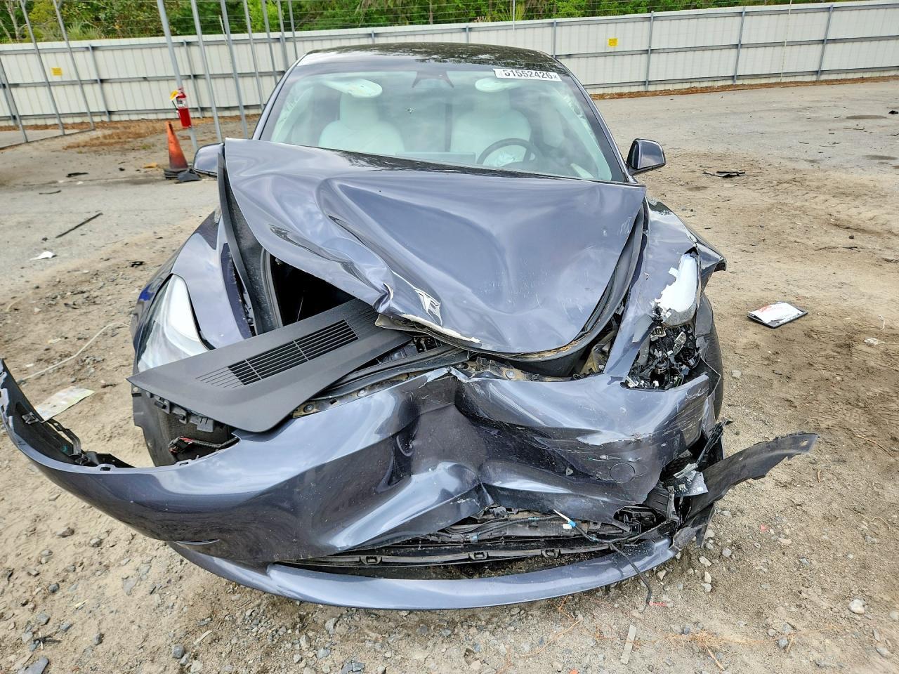 2023 Tesla Model 3 - Фото 5