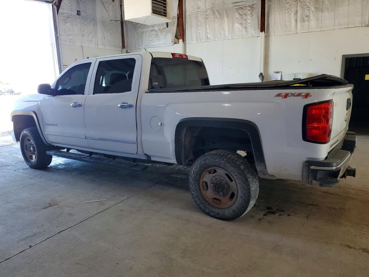 2015 Chevrolet Silverado K2500 Heavy Duty Ltz - Фото 2