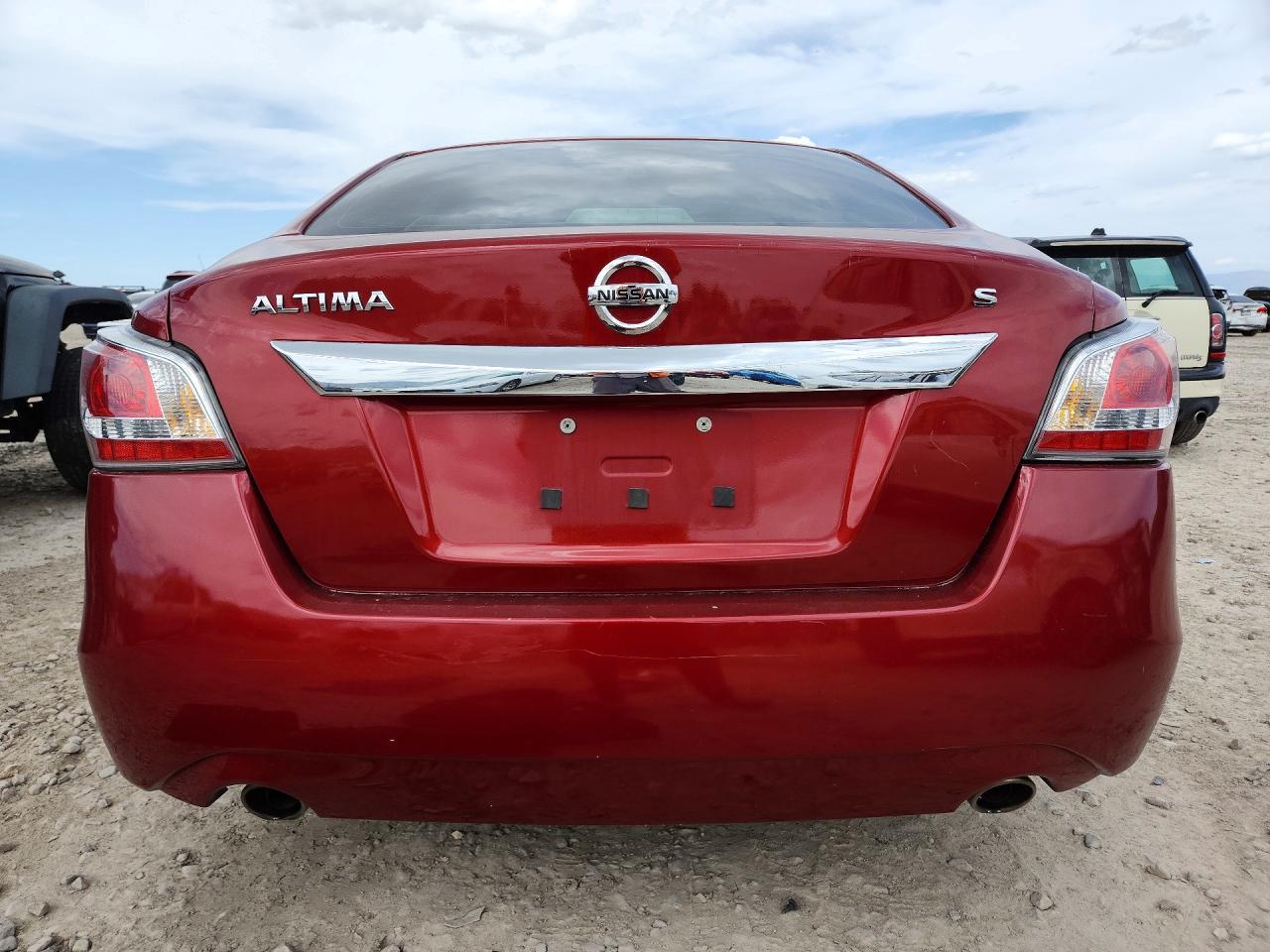 2015 Nissan Altima 2.5 S - Фото 6
