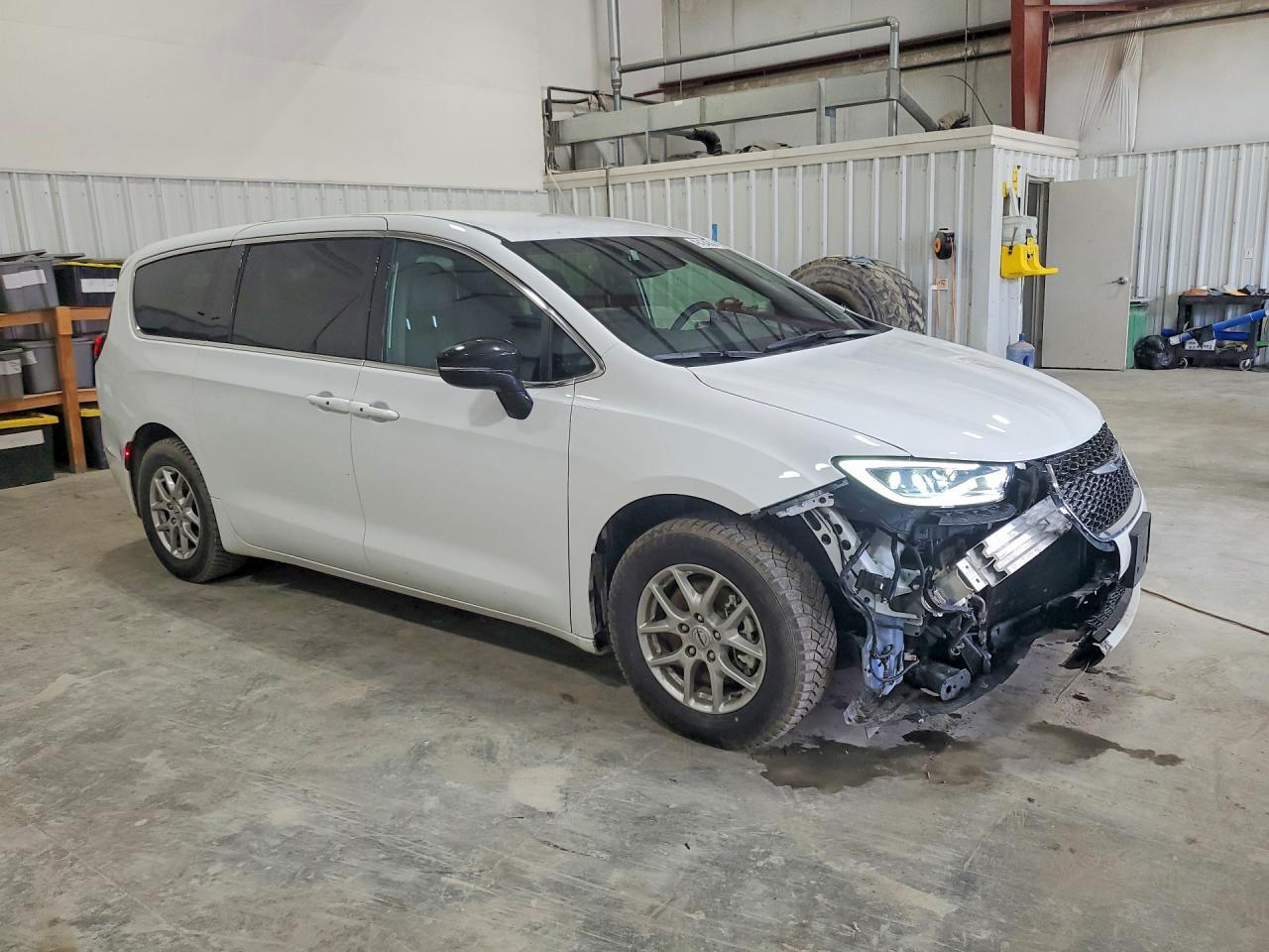 2025 Chrysler Pacifica Select - Фото 4