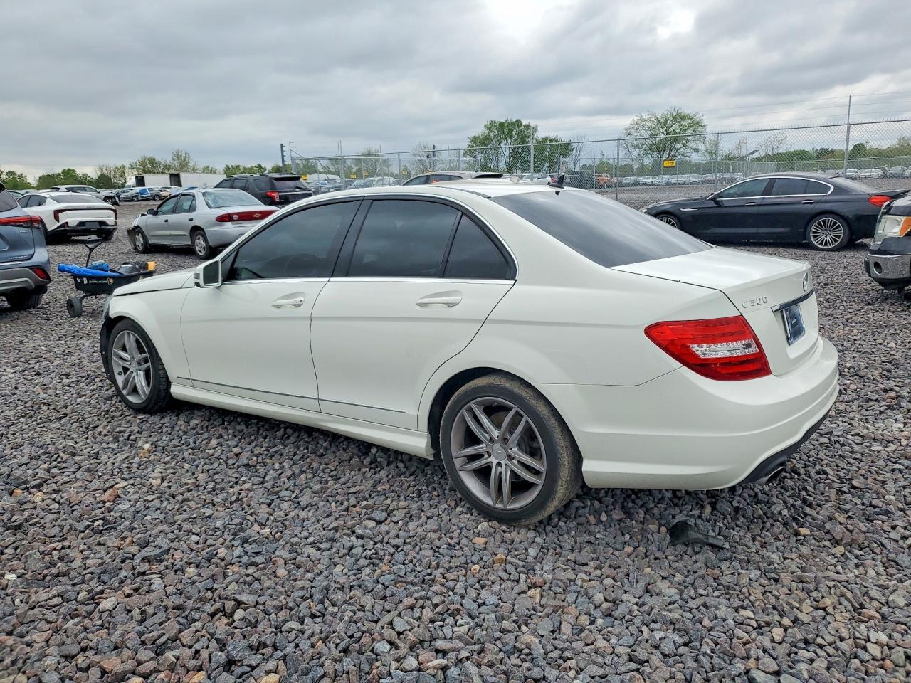 2012 Mercedes-Benz C 300 4Matic - Фото 2