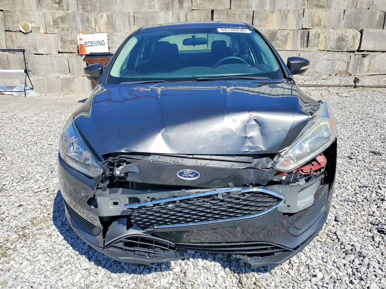 2017 Ford Focus Se - Image 5