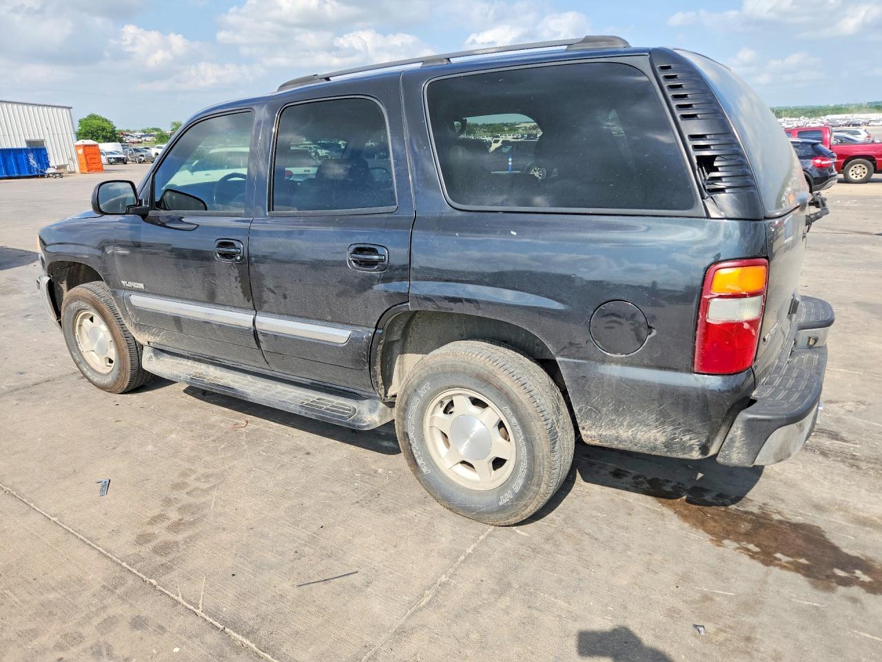 2003 GMC Yukon - Image 2