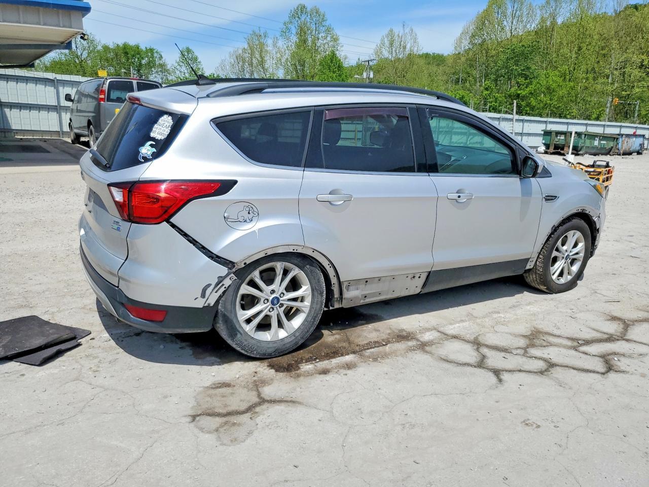 2019 Ford Escape Sel - Image 3