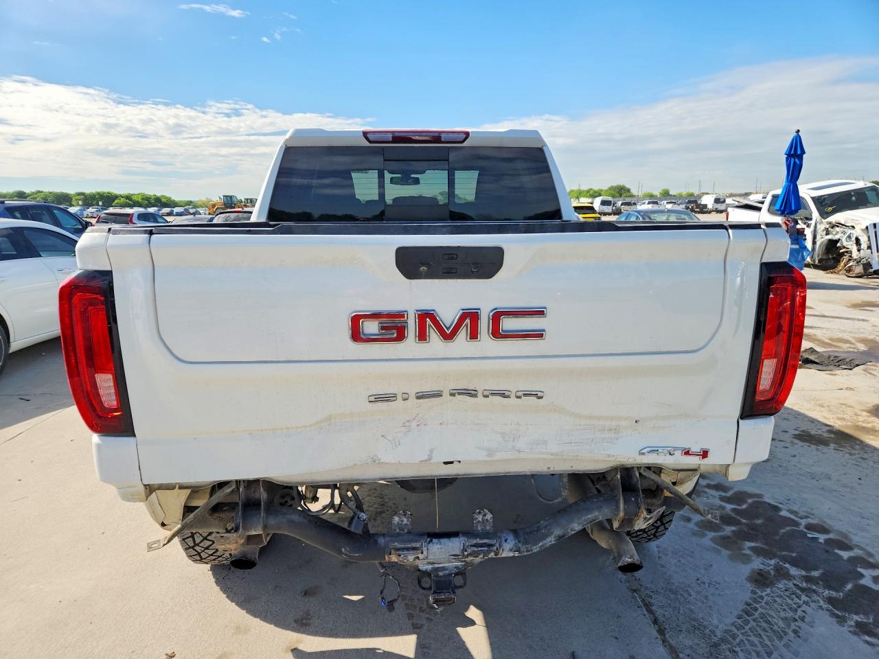 2021 GMC Sierra K1500 At4 - Image 6