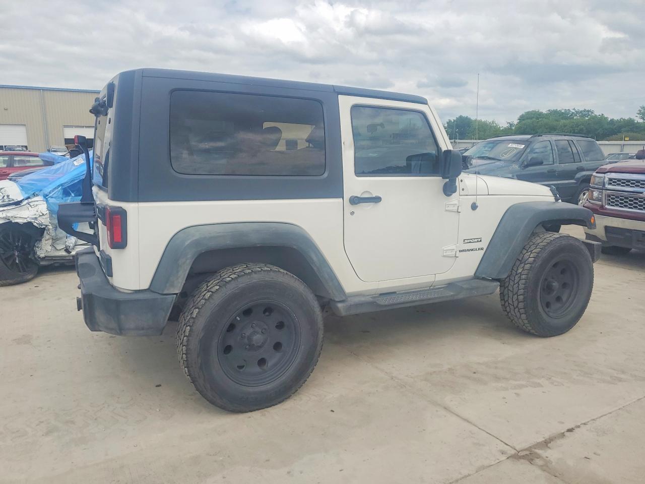 2010 Jeep Wrangler Sport - Фото 3