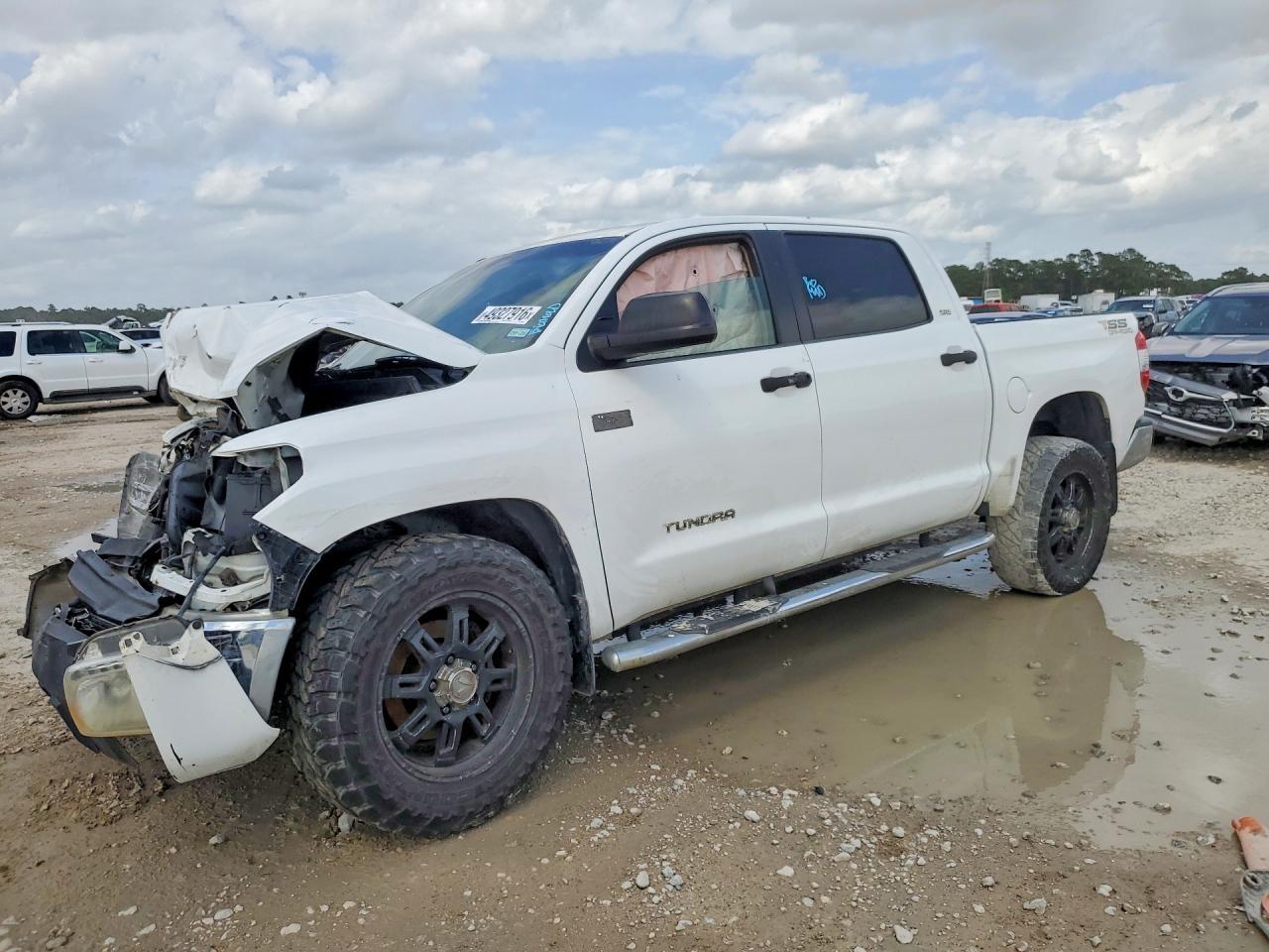 2015 Toyota Tundra Sr5