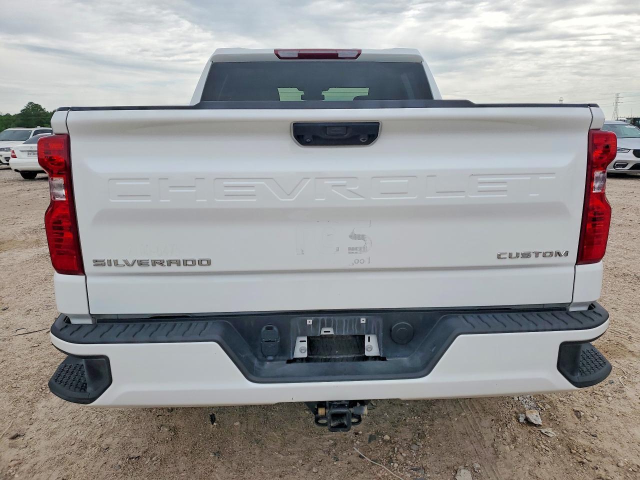 2024 Chevrolet Silverado K1500 Custom - Image 6