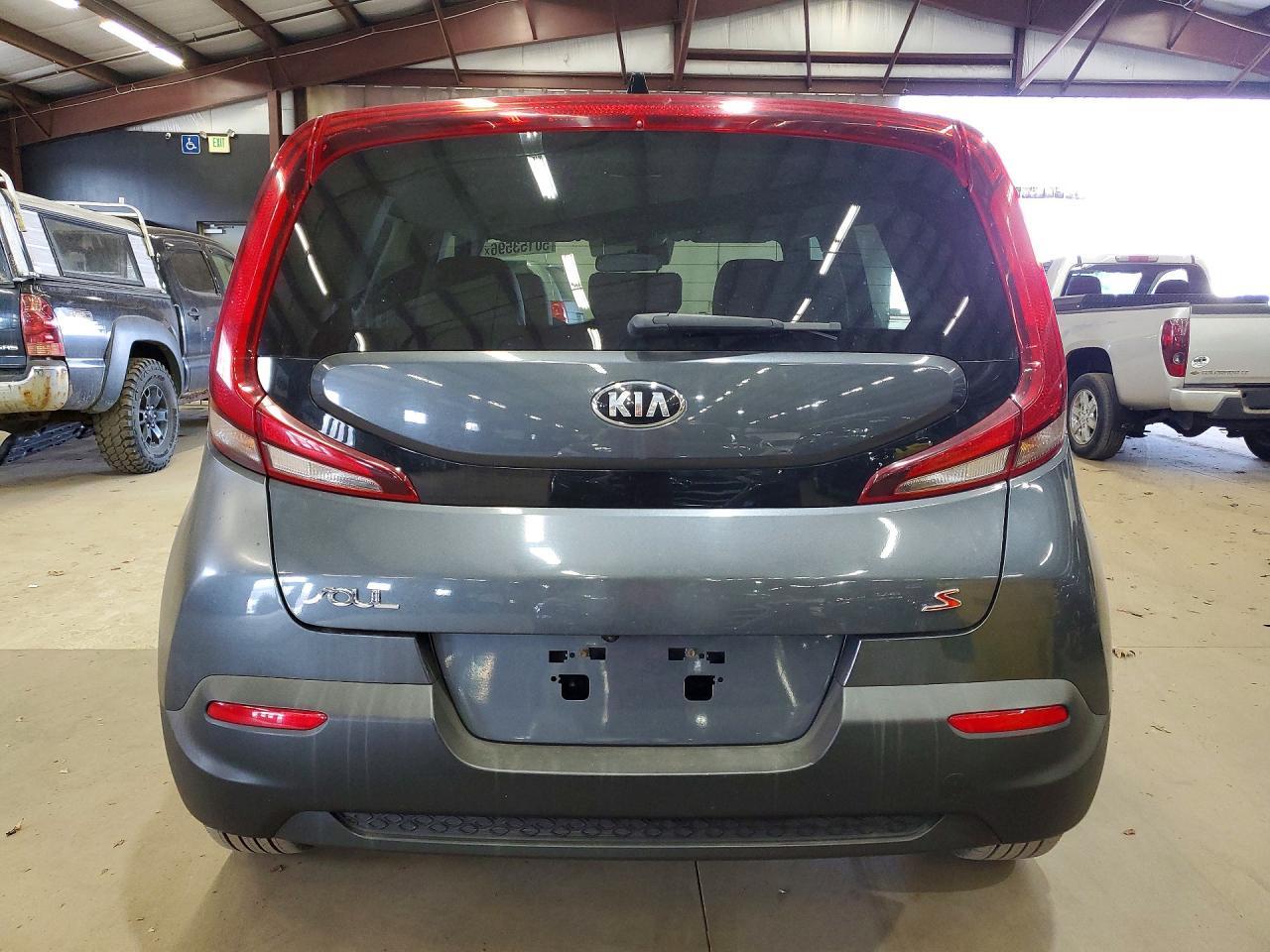 2020 Kia Soul S - Фото 6