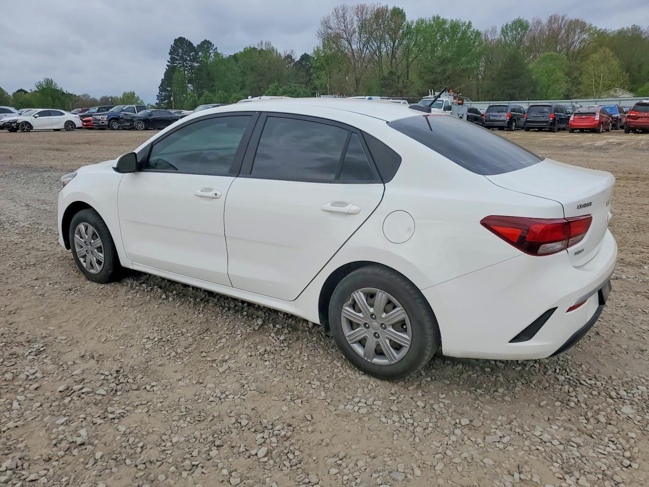 2022 Kia Rio Lx - Фото 2