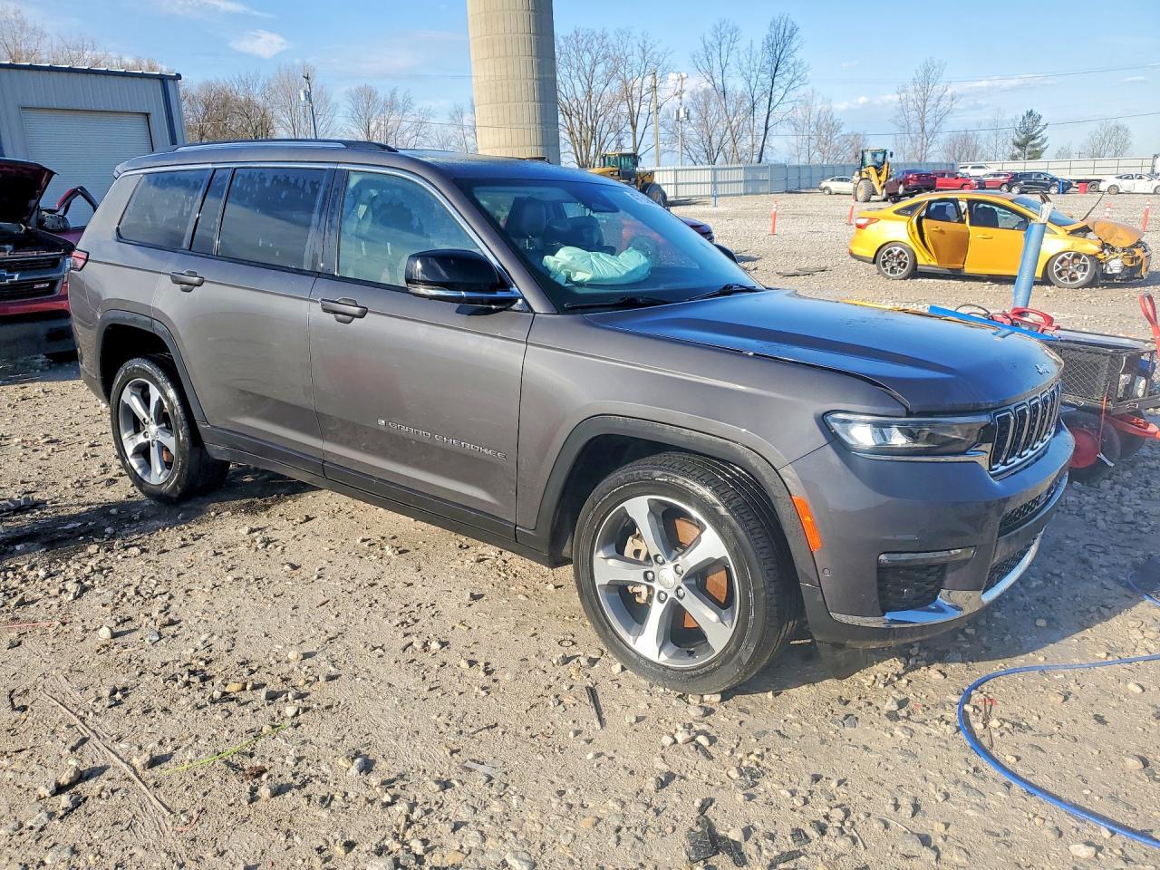 2023 Jeep Grand Cherokee L Limited - Image 4