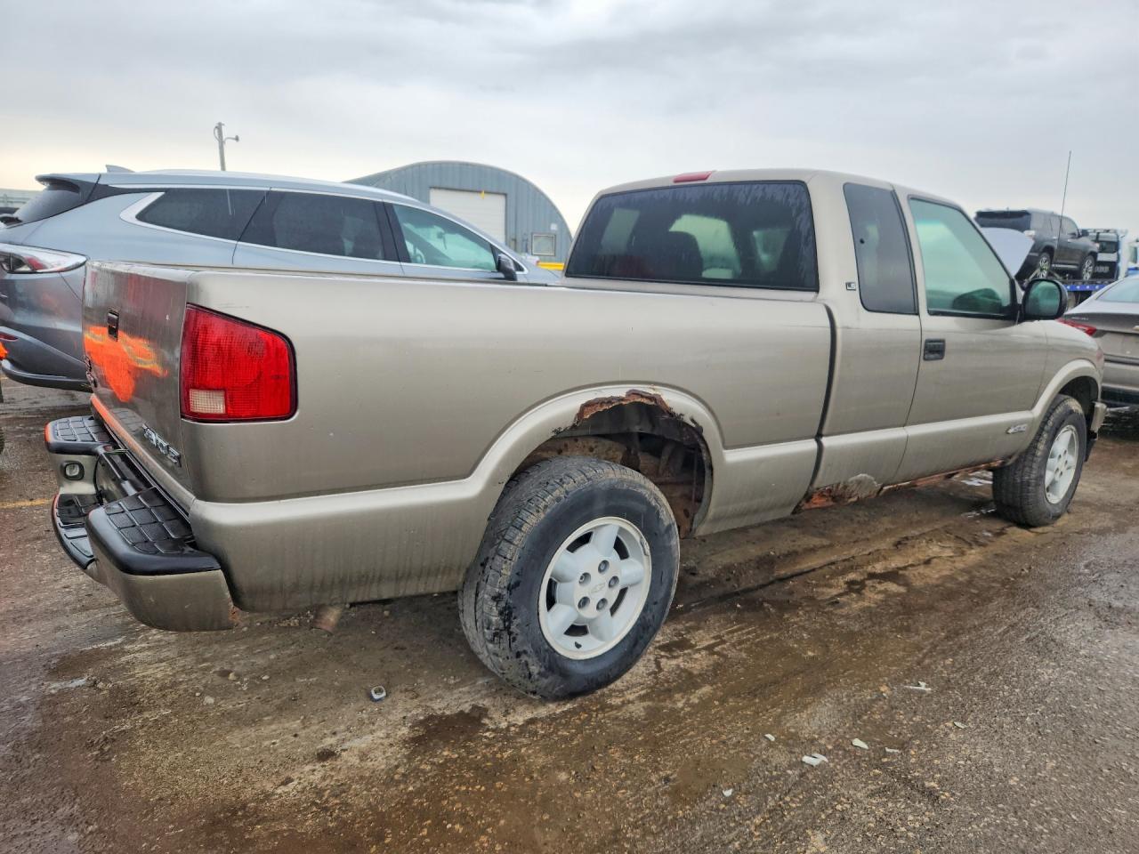 2003 Chevrolet S Truck S10 - Фото 3
