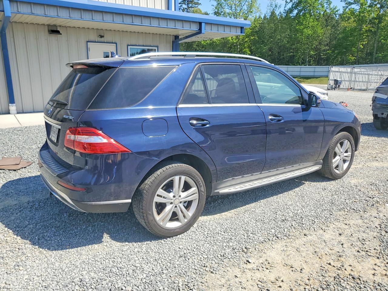 2015 Mercedes-Benz Ml 250 Bluetec - Фото 3
