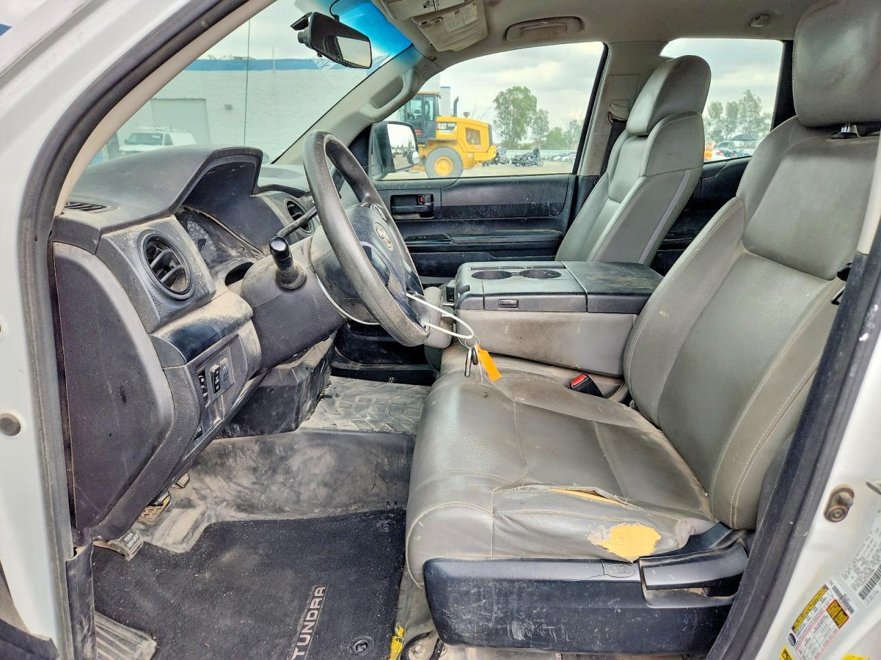 2015 Toyota Tundra Sr - Image 7