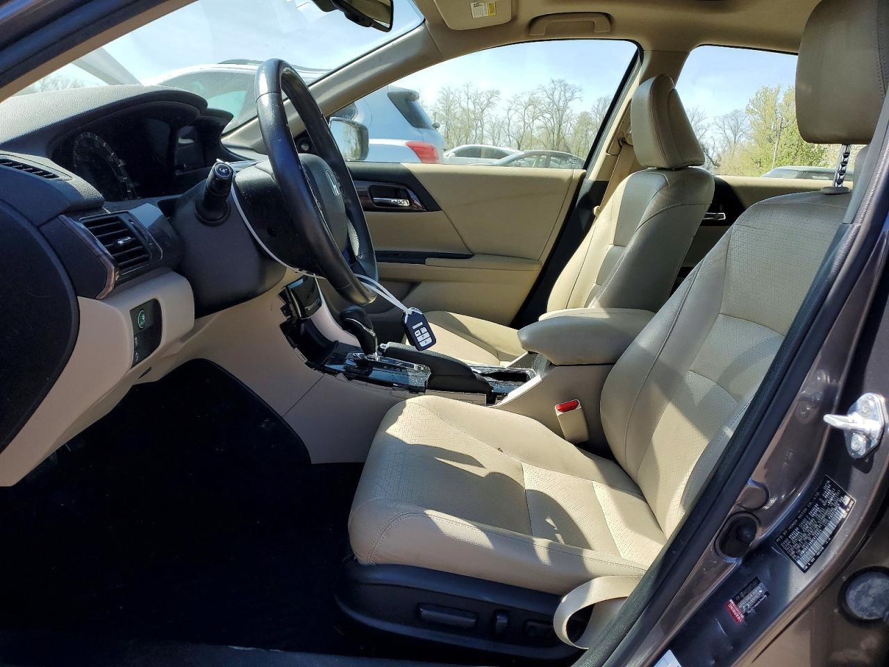 2017 Honda Accord Hybrid Exl - Image 7
