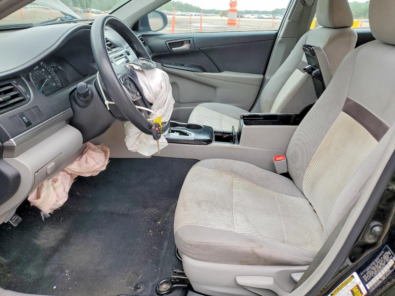2014 Toyota Camry Le - Фото 7