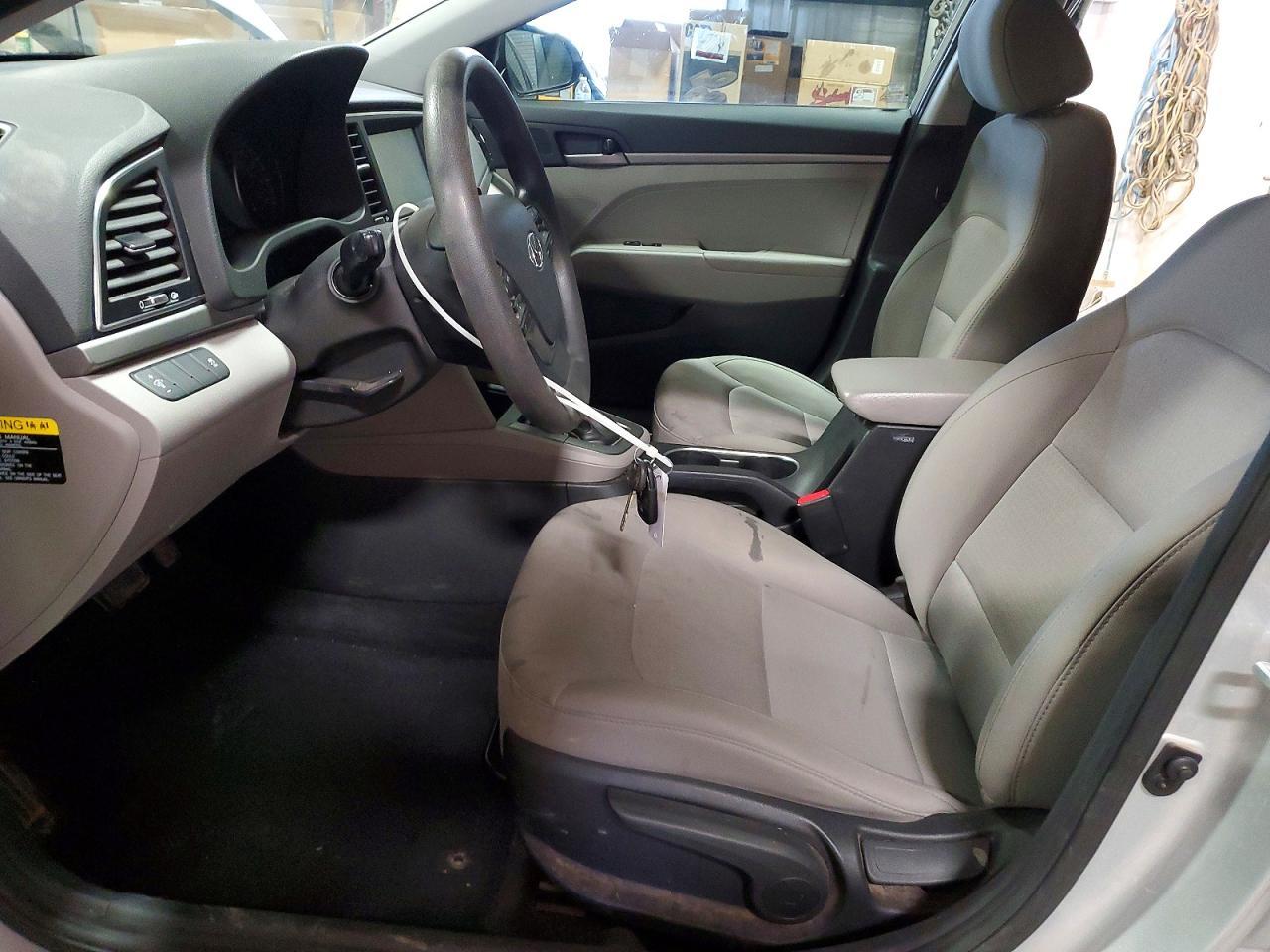 2018 Hyundai Elantra Se - Image 7