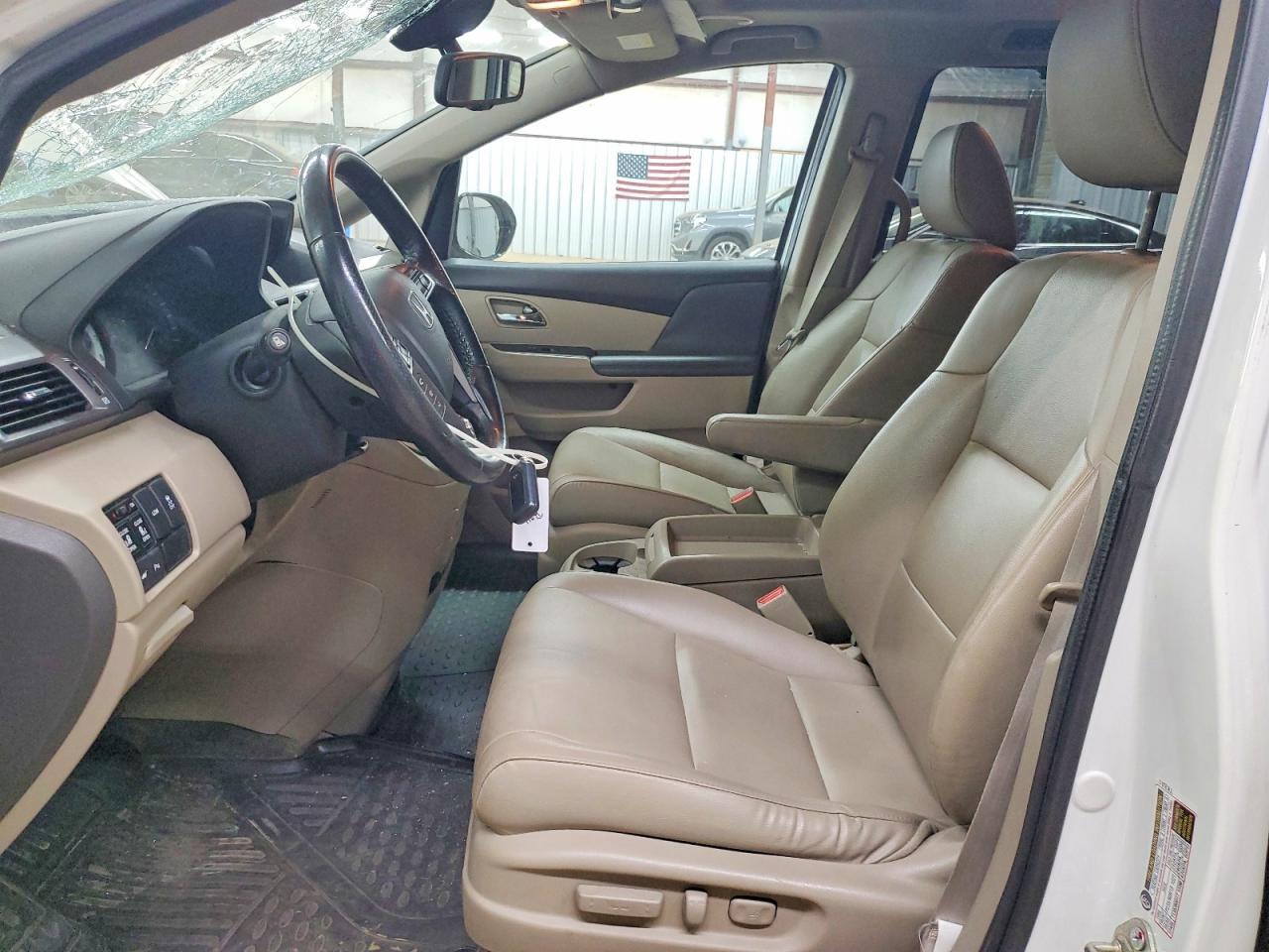 2014 Honda Odyssey Touring - Фото 7