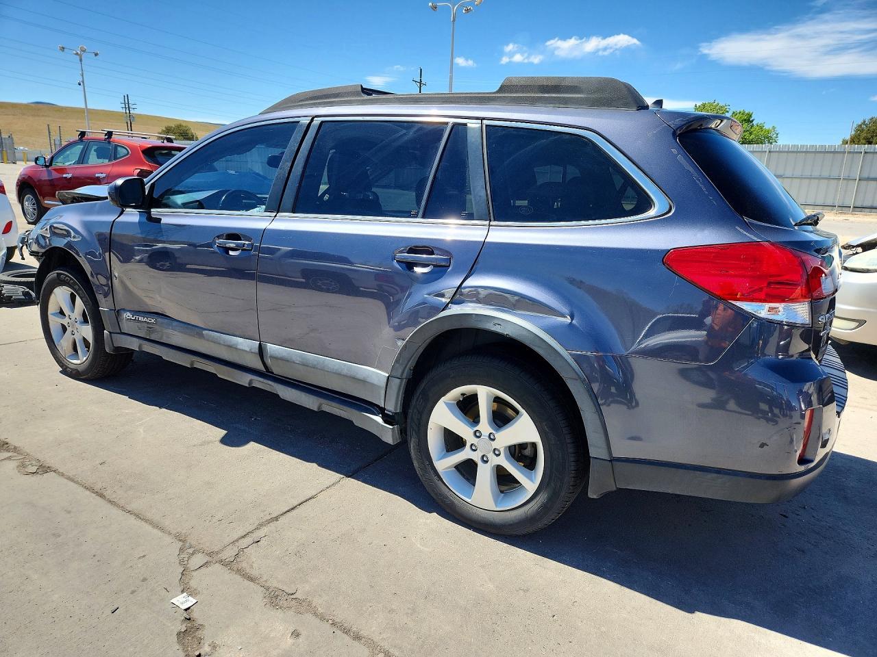 2014 Subaru Outback 2.5I Premium - Фото 2