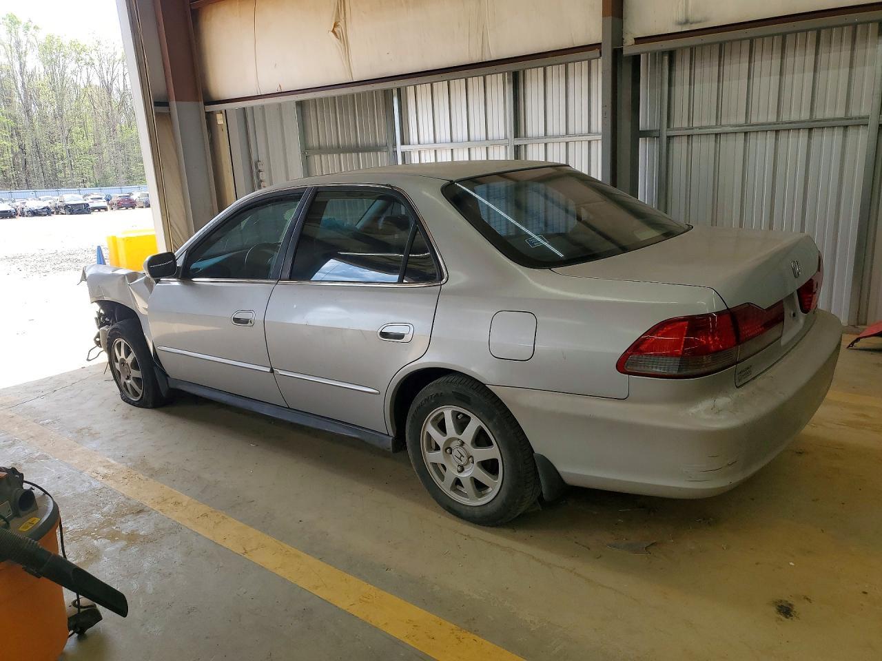 2002 Honda Accord Se - Фото 2