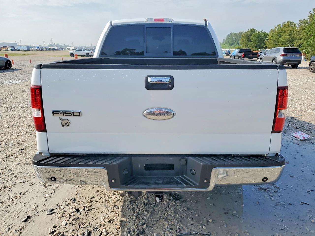 2007 Ford F150 Supercrew - Image 6
