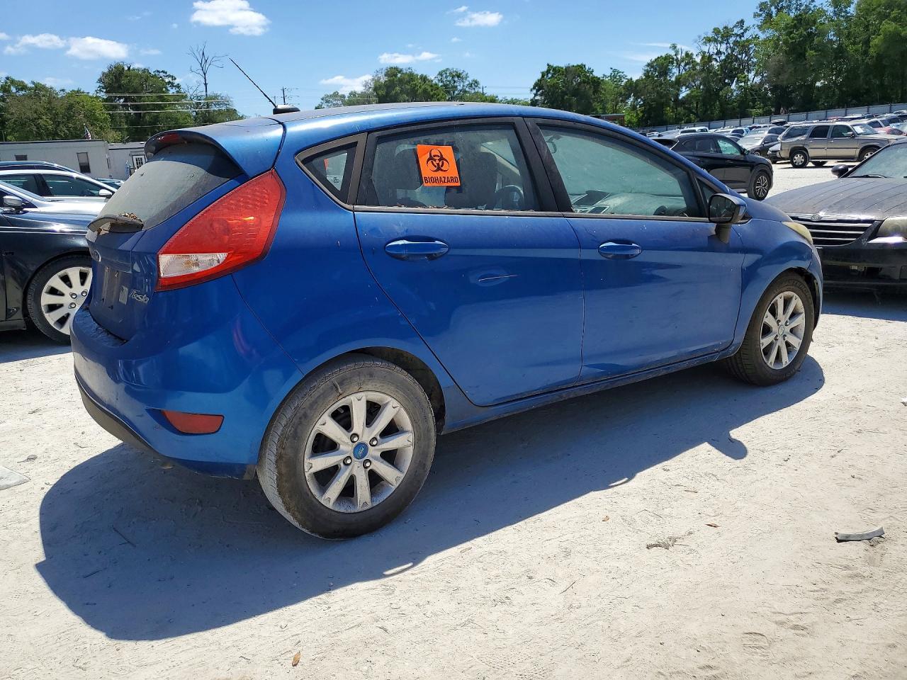 2011 Ford Fiesta Se - Фото 5