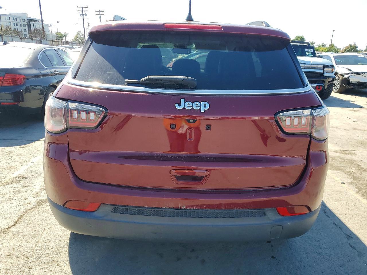 2022 Jeep Compass Latitude - Фото 6
